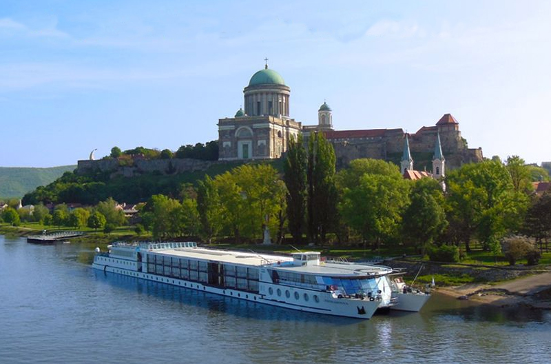 The Danube by bike and by boat from Passau to Budapest - Primadonna