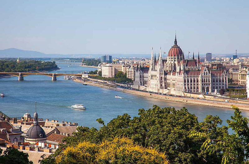 Le Danube à vélo et en bateau de Passau à Budapest - Fortuna